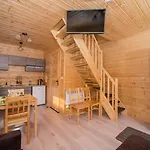 I Morska Dolina Lodge Ustronie Morskie