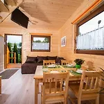 I Morska Dolina Lodge Ustronie Morskie